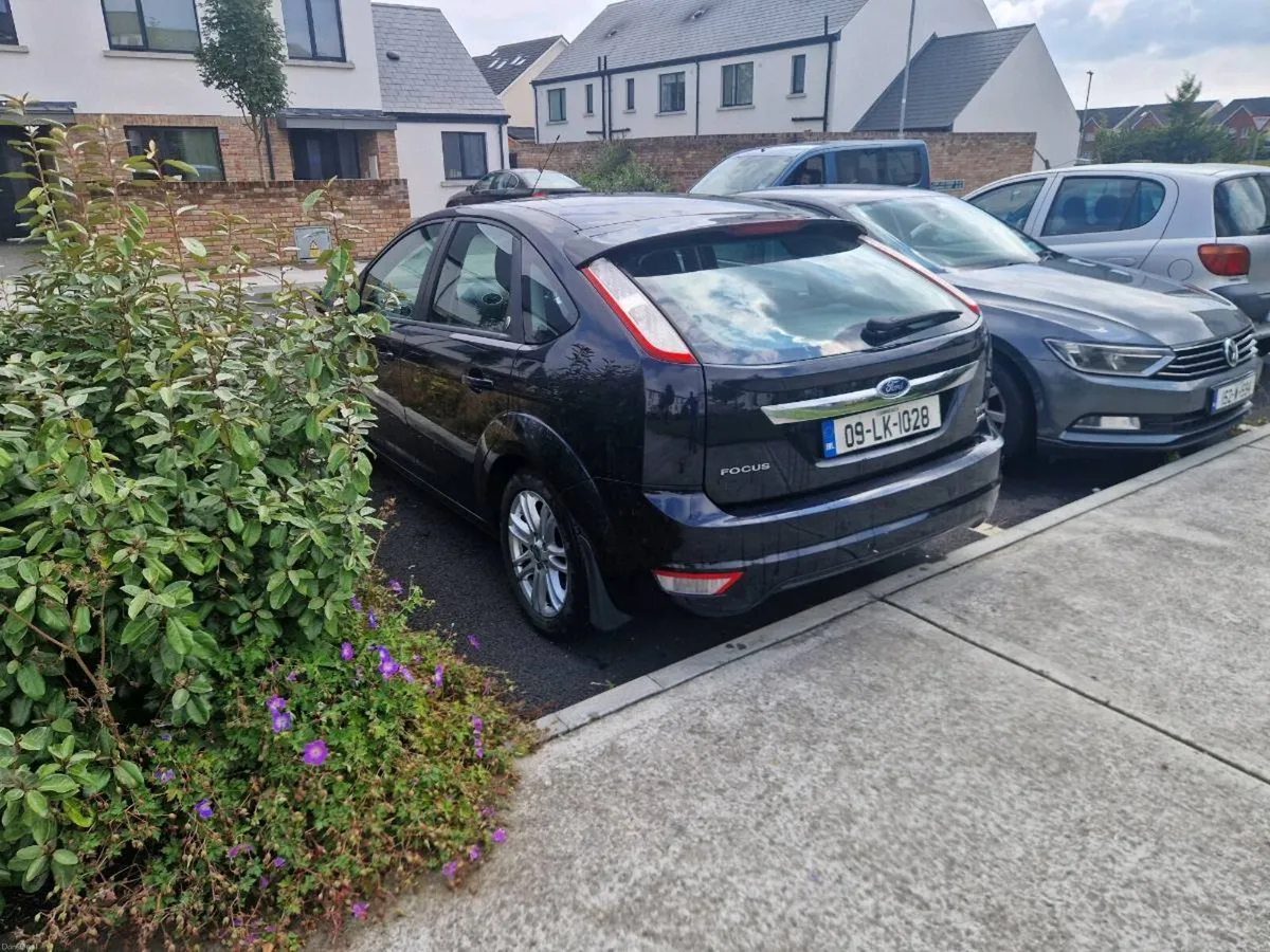 2009 ford focus auto - Image 5