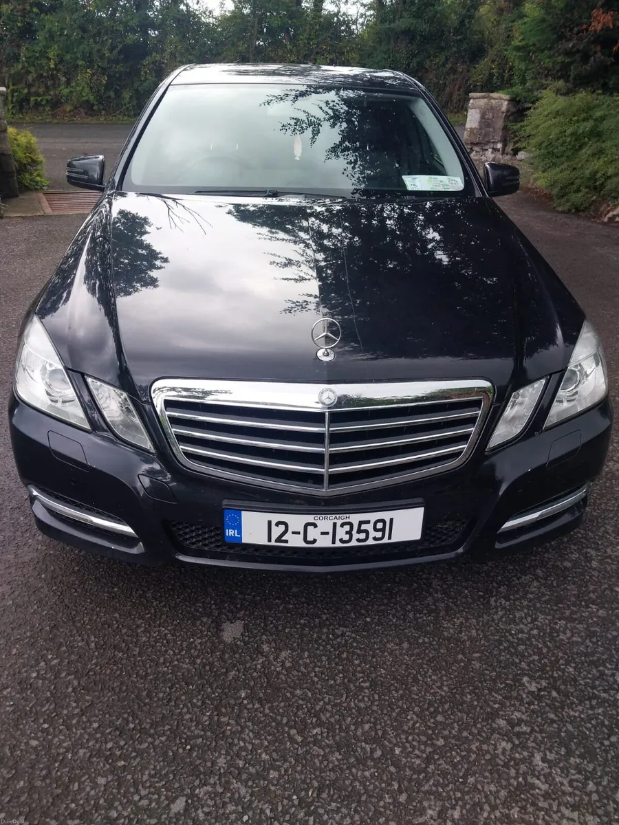 Mercedes E220d 2012 automatic - Image 3