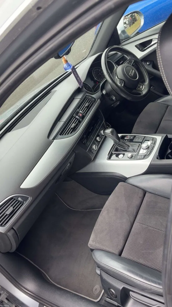 AUDI A6 - Image 5