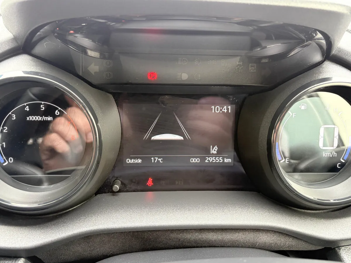 Toyota Yaris 2021 - Image 6