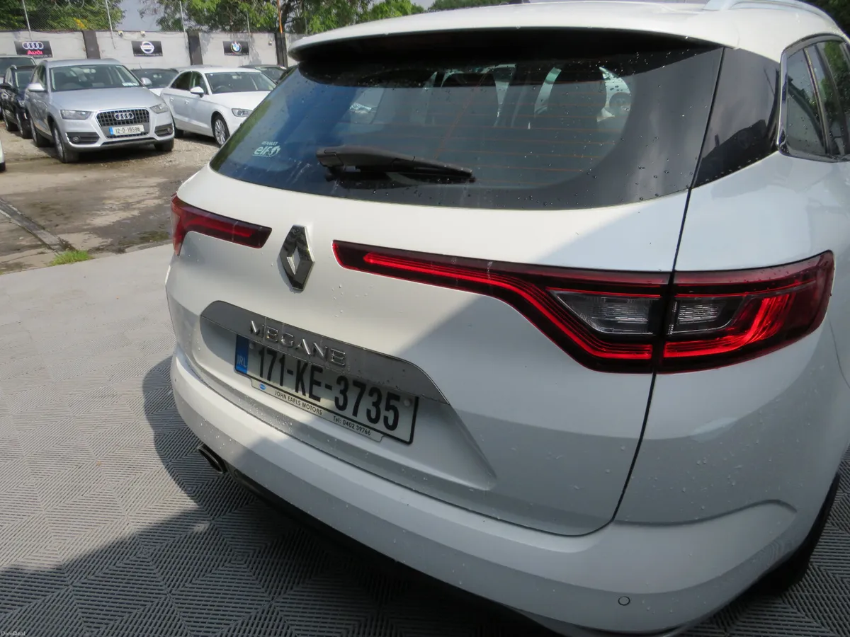Renault Megane 2017 LOW MILEAGE DIESEL ESTATE - Image 5