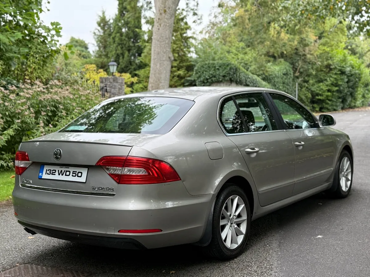 2013 Skoda Superb Greenline - Image 3