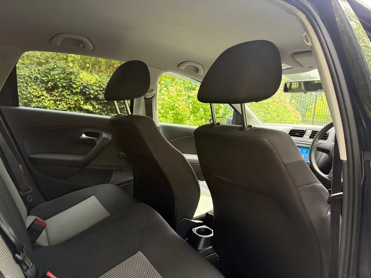 2012 Volkswagen Polo - Image 6