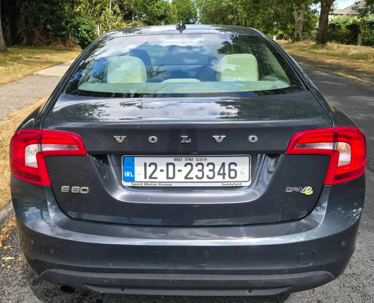 Volvo S60 . NEW NCT. Leather Luxe 1.6 version. - Image 6