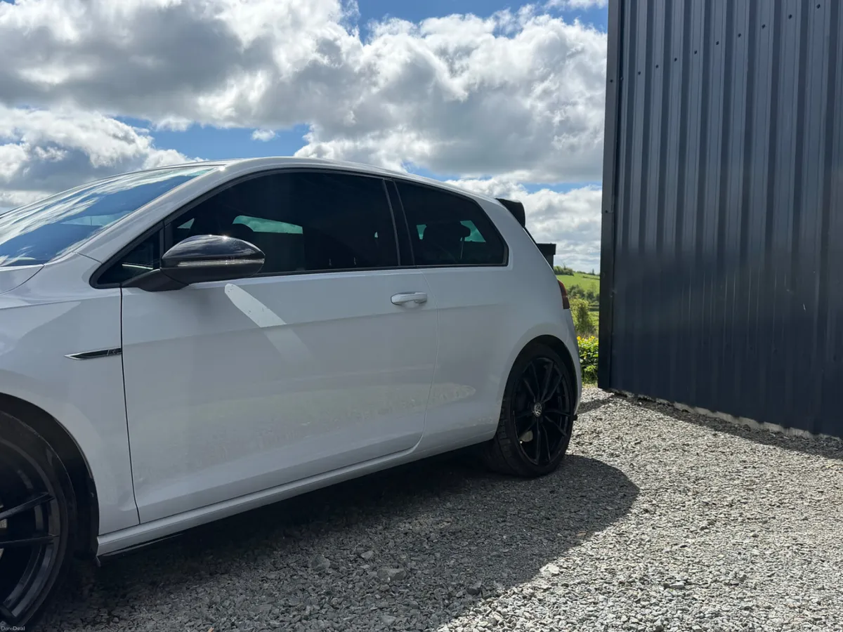 2017 VW GOLF R 310BHP DSG 4MOTION | FULL HISTORY | - Image 4