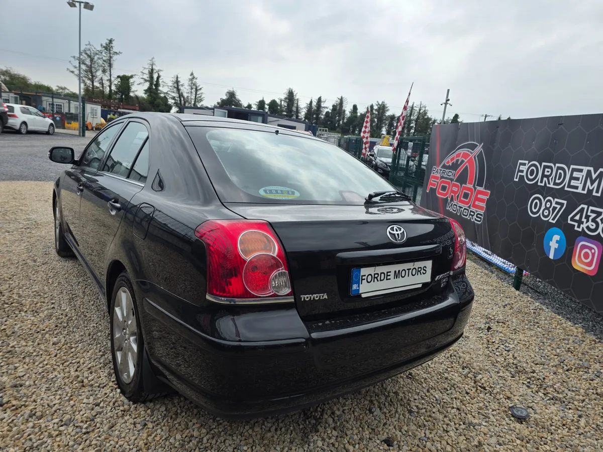 Toyota Avensis 2009 - Image 3