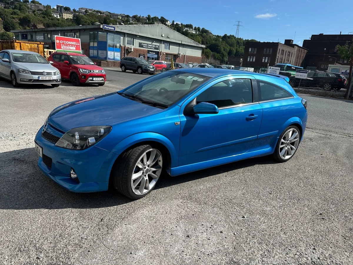 Opel Astra 2007 opc - Image 4