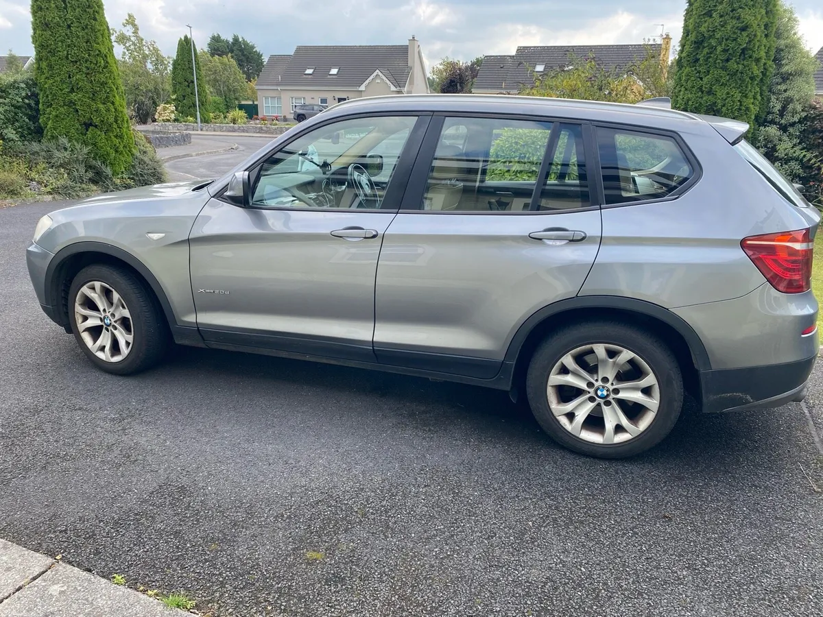 2011 X3 BMW - Image 1