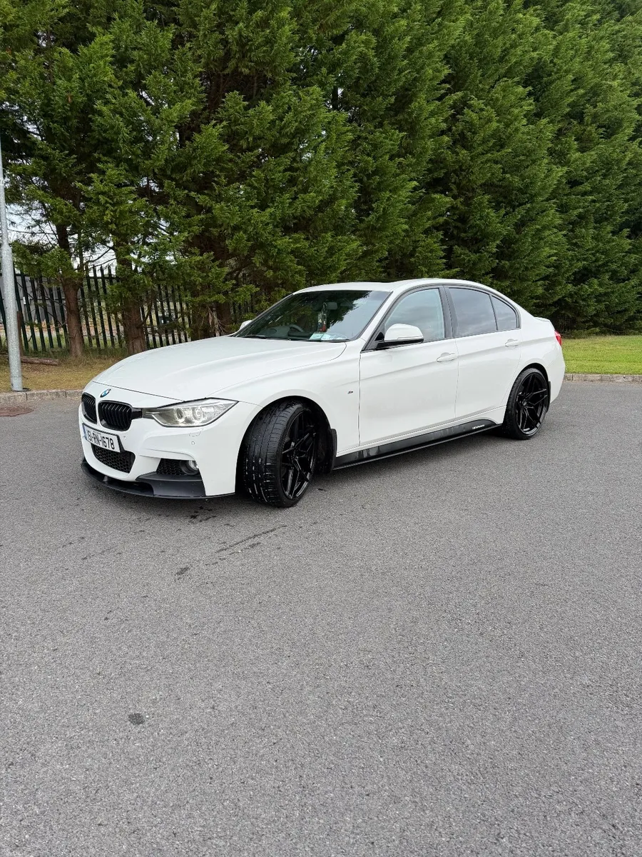 2015 BMW 3-Series 330d M-Sport - Image 2