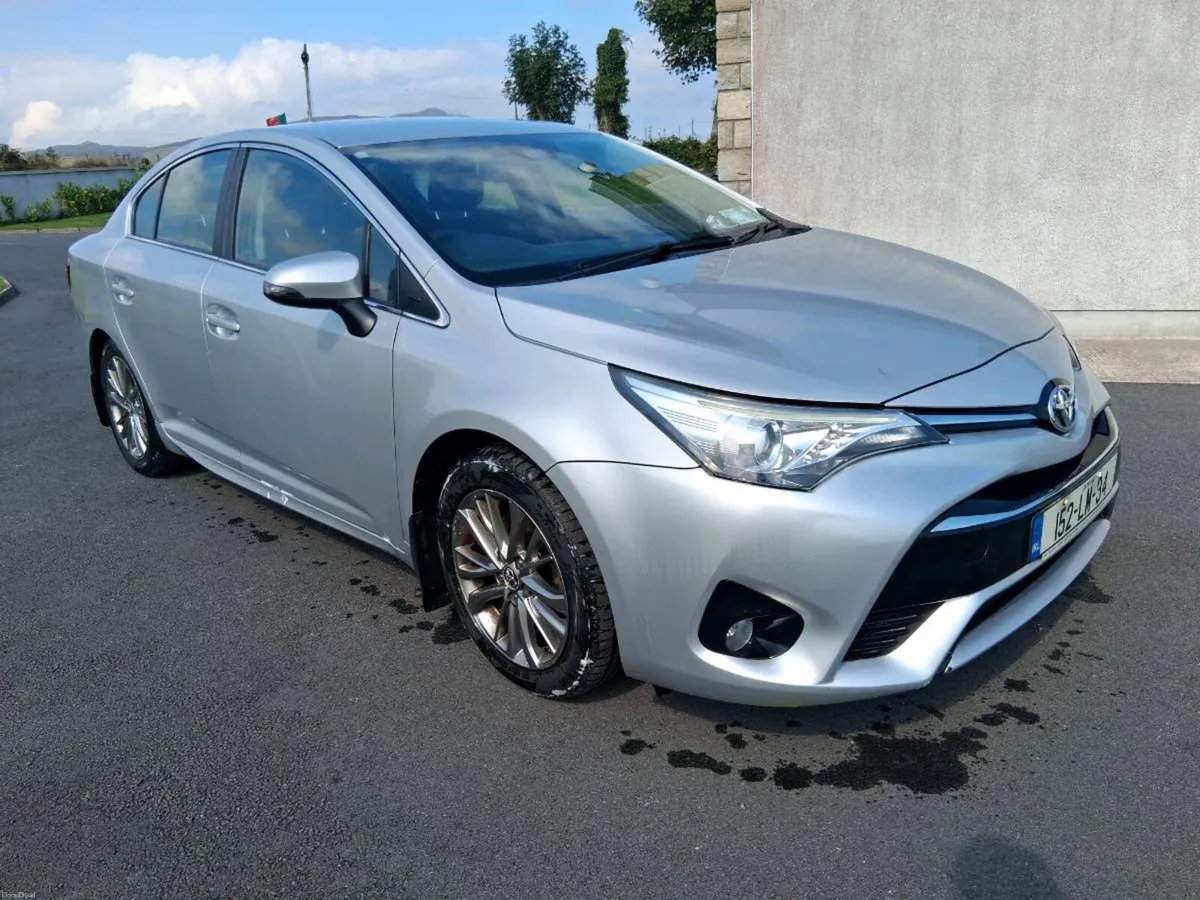 152 Toyota avensis diesel - Image 5