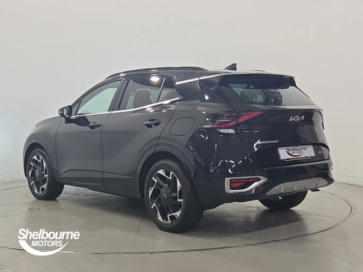 Kia Sportage 1.6T GDi 241 PHEV GT-Line 5dr Auto AW - Image 2