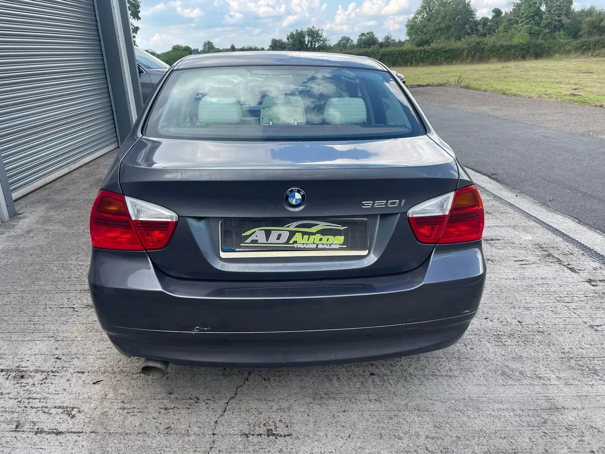 Bmw 320i ONE OWNER FROM NEW - Image 5