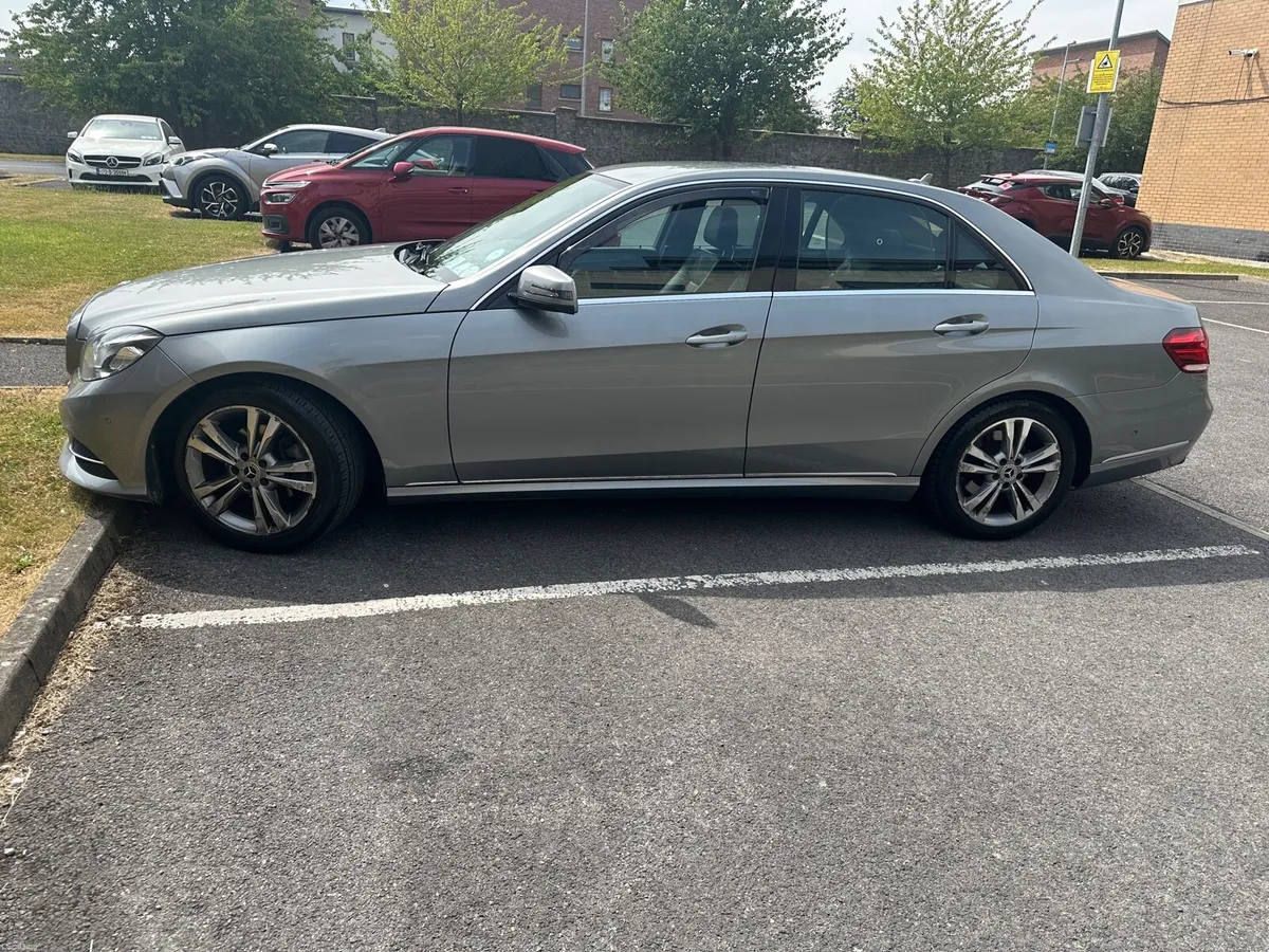 Mercedes Benc E Clas - Image 2