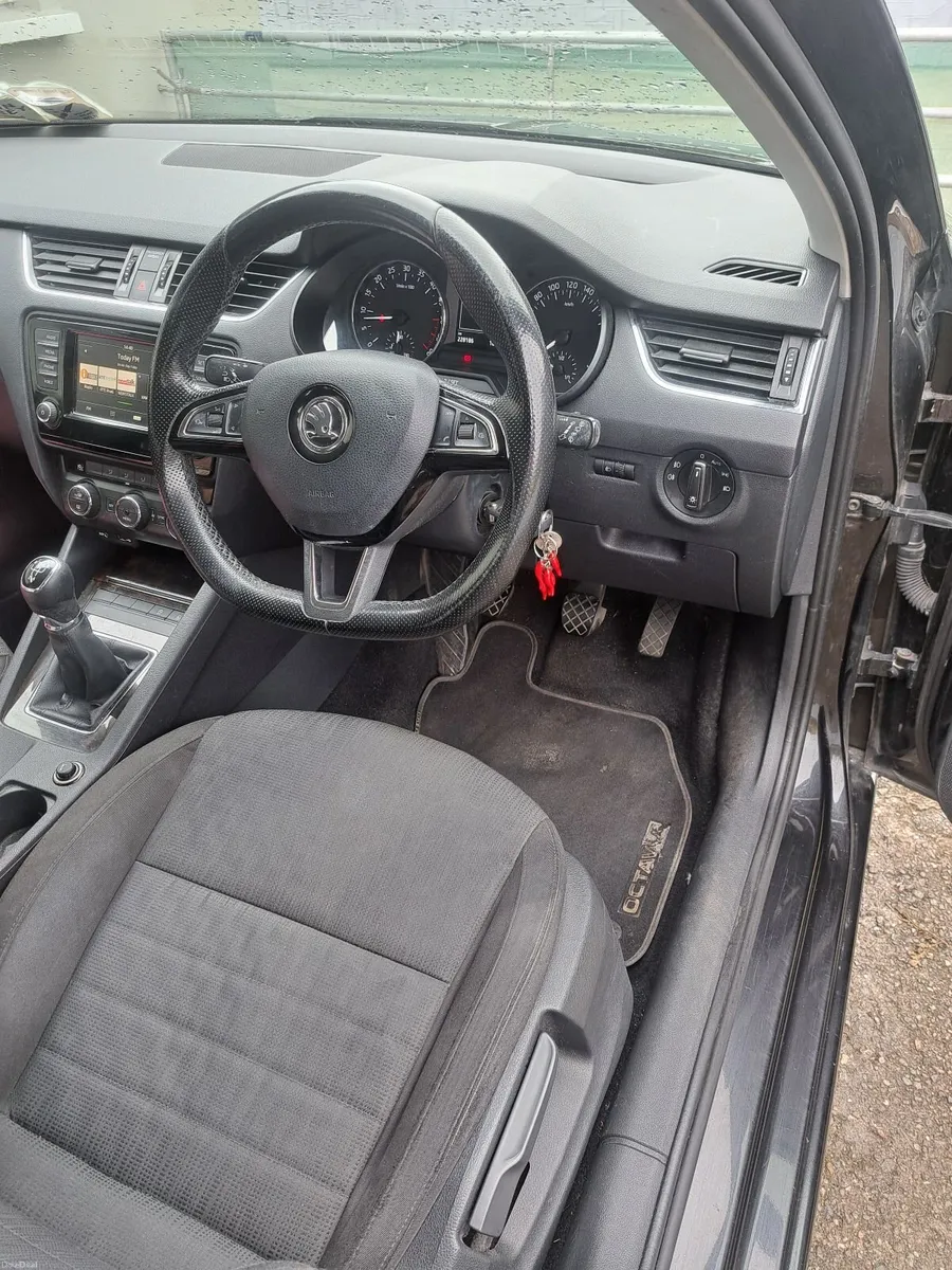 Skoda Octavia 2016 - Image 5