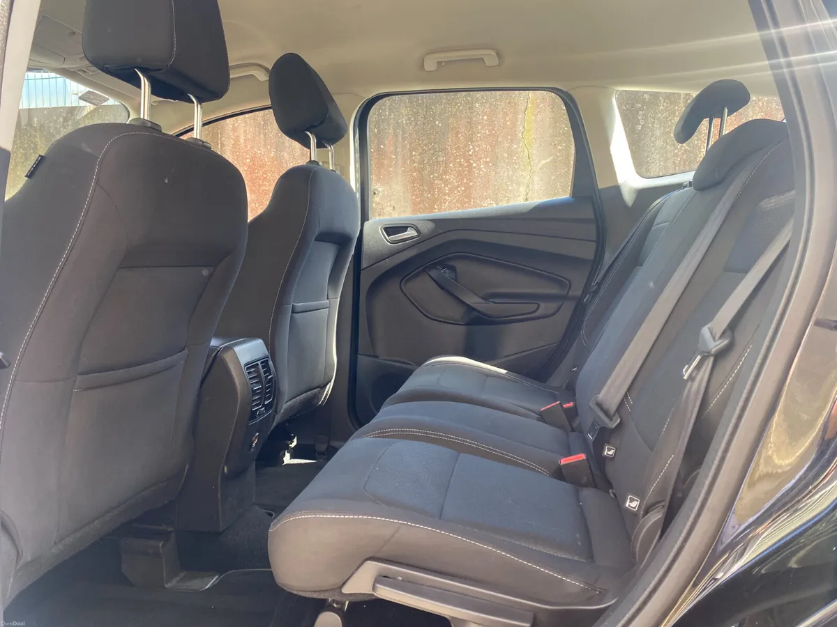 Ford Kuga 2017///FINANCE AVAILABLE//// - Image 5