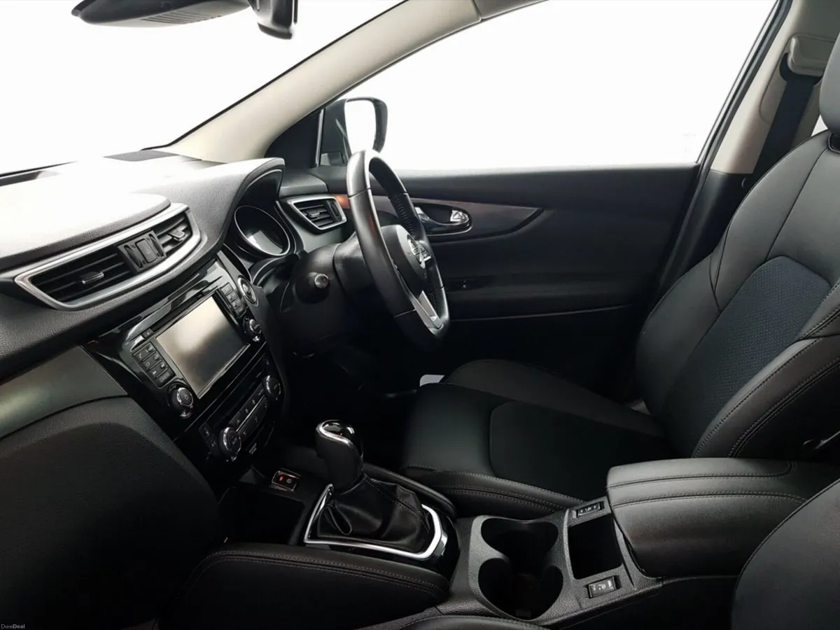 Nissan Qashqai 1.2 PET SV CVT - Image 4