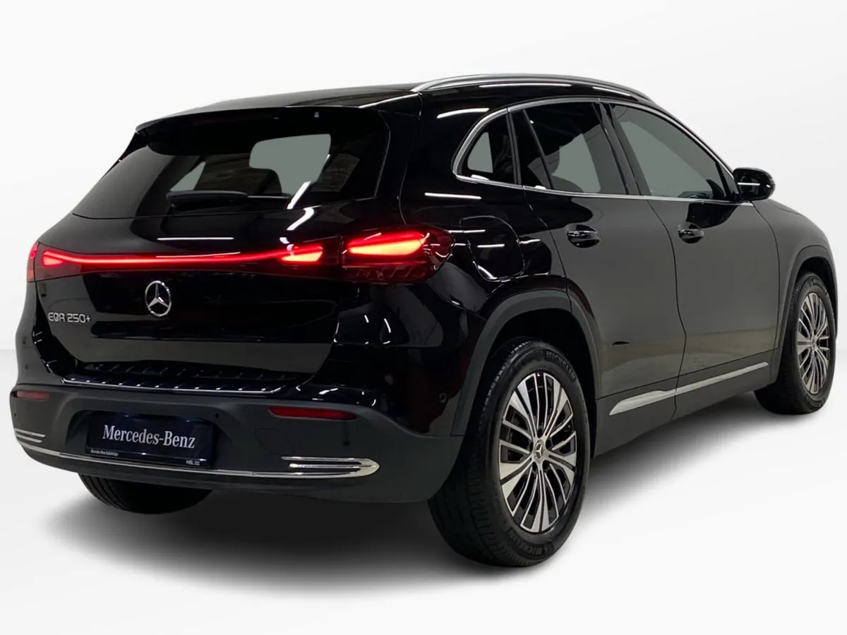 Mercedes-Benz EQA EQA 250+ 190 Auto Electric 70.5k - Image 3