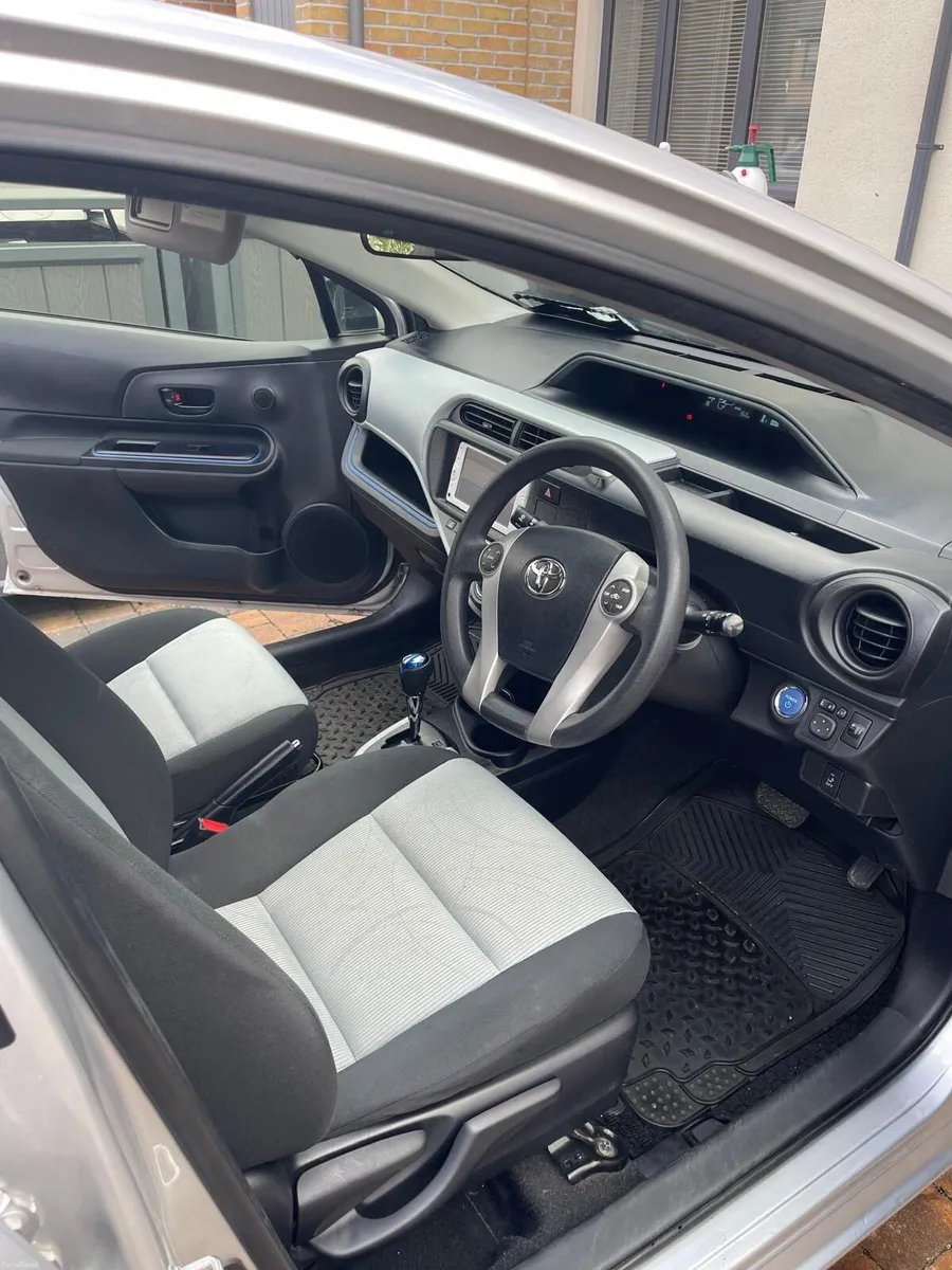 Toyota Aqua - Image 3