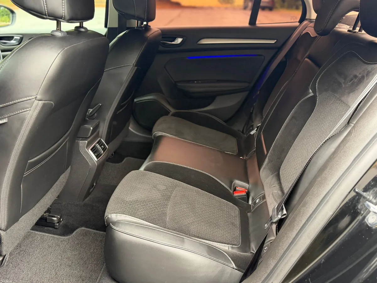 181 Renault Megane 1.5 dCi 110 DYNAMIQUE NAV - Image 5