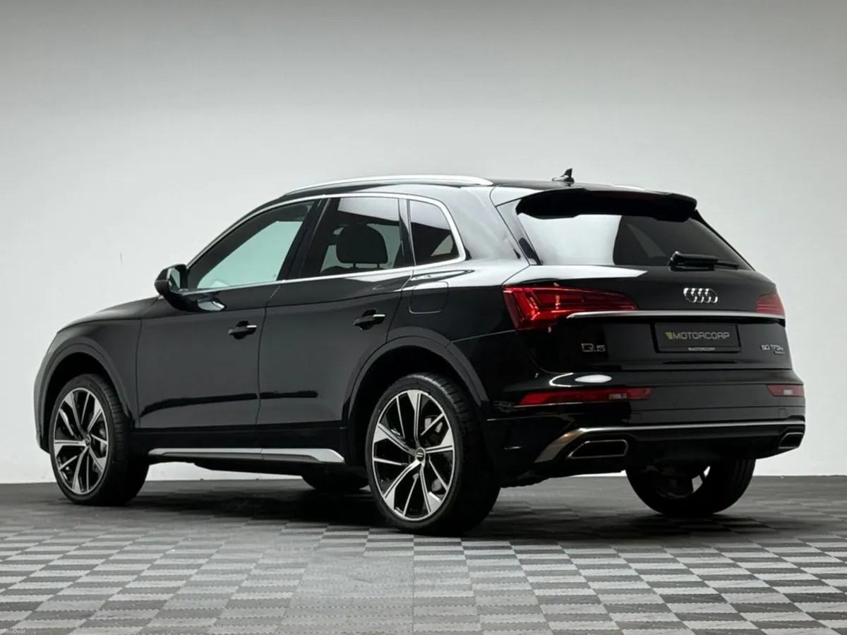 Audi Q5 S LINE 50 TFSI E 299HP QUATTRO - Image 5
