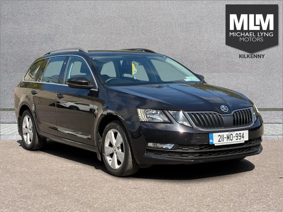 Skoda Octavia C AMB 1.6tdi 115HP 4DR - Image 1