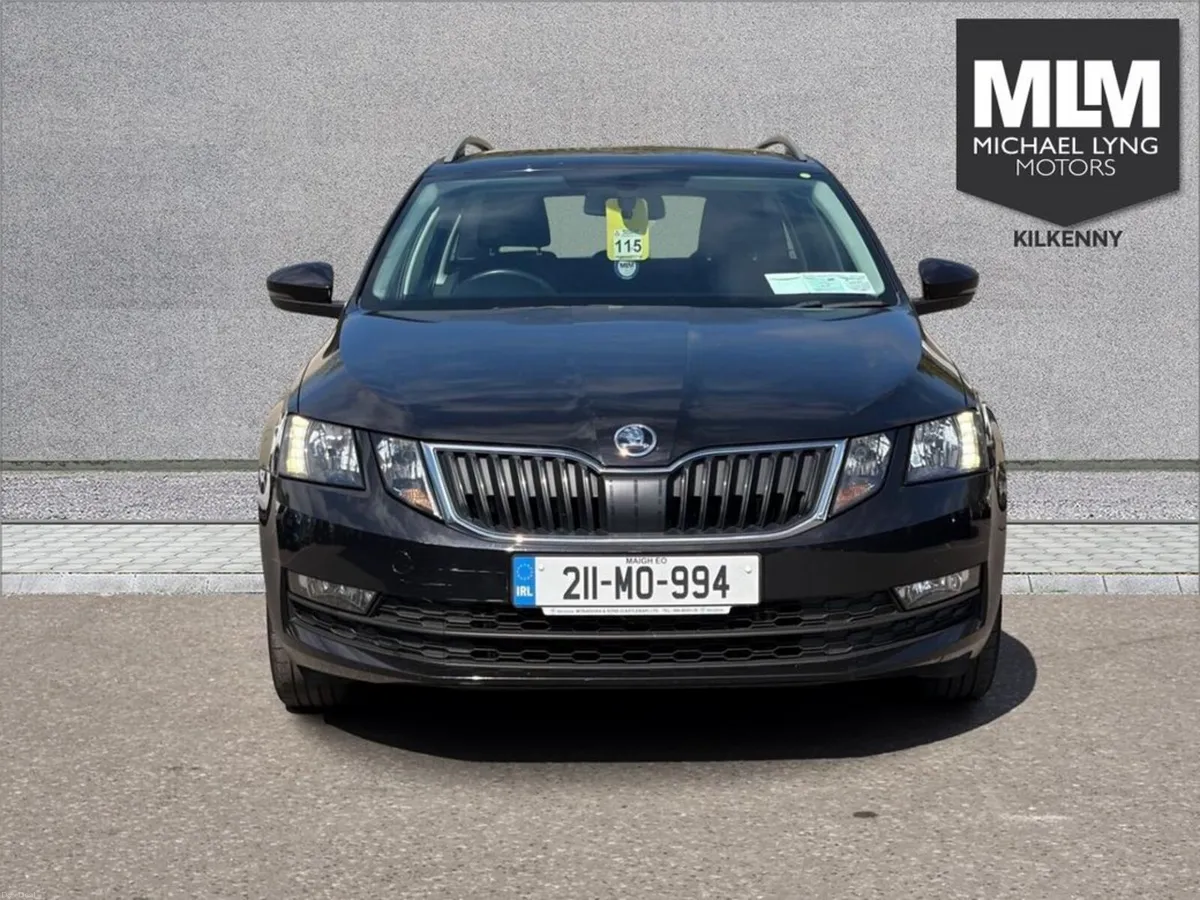 Skoda Octavia C AMB 1.6tdi 115HP 4DR - Image 2