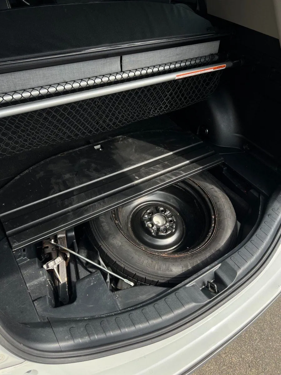 Toyota RAV4 2017 - Image 5