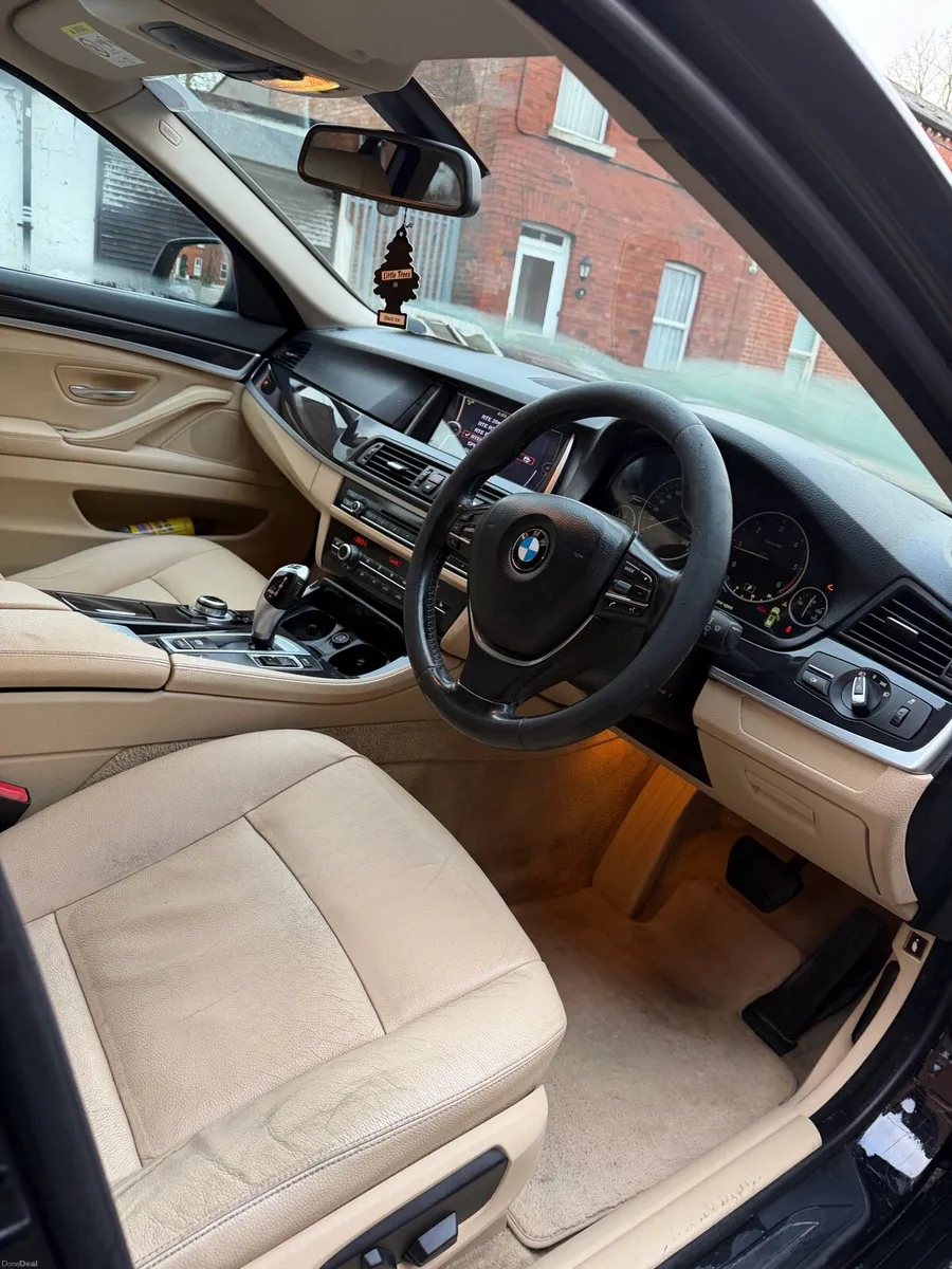 BMW 5 Series - 518d touring (f11) - Image 5