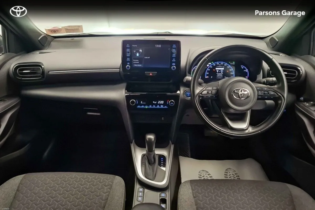 Toyota Yaris Cross CR CROSS LUNA SPORT 4DR AUTO - Image 5