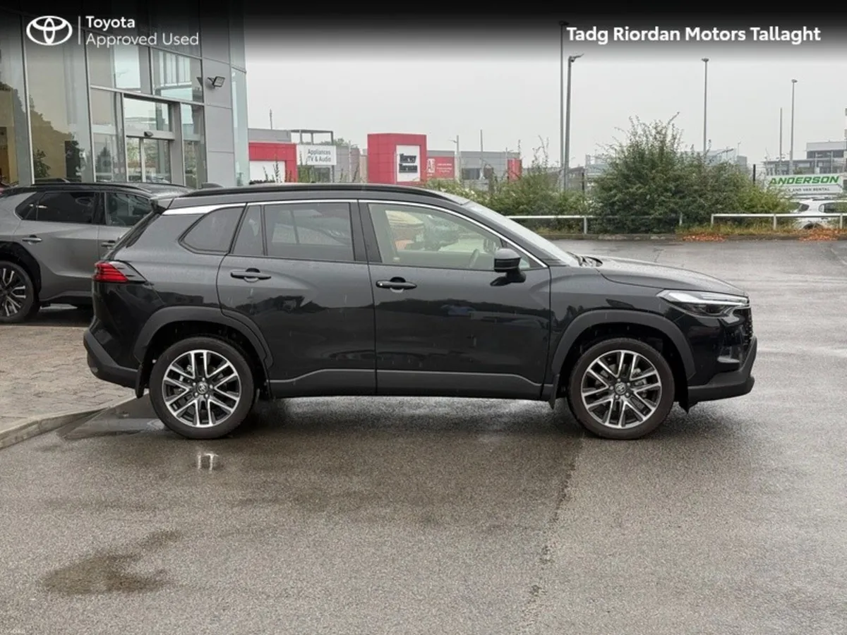Toyota Corolla Cross COROLLA CROSS SPORT - Image 3