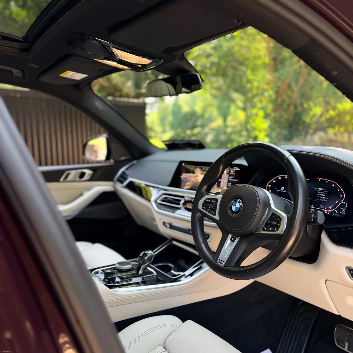 2021 (211) BMW X5 xDrive45e M Sport Pro *INDIVIDUA - Image 6