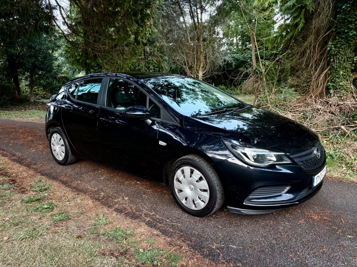 171 Opel Astra S 1.4L, Tax & NCT to May 2027! - Image 3