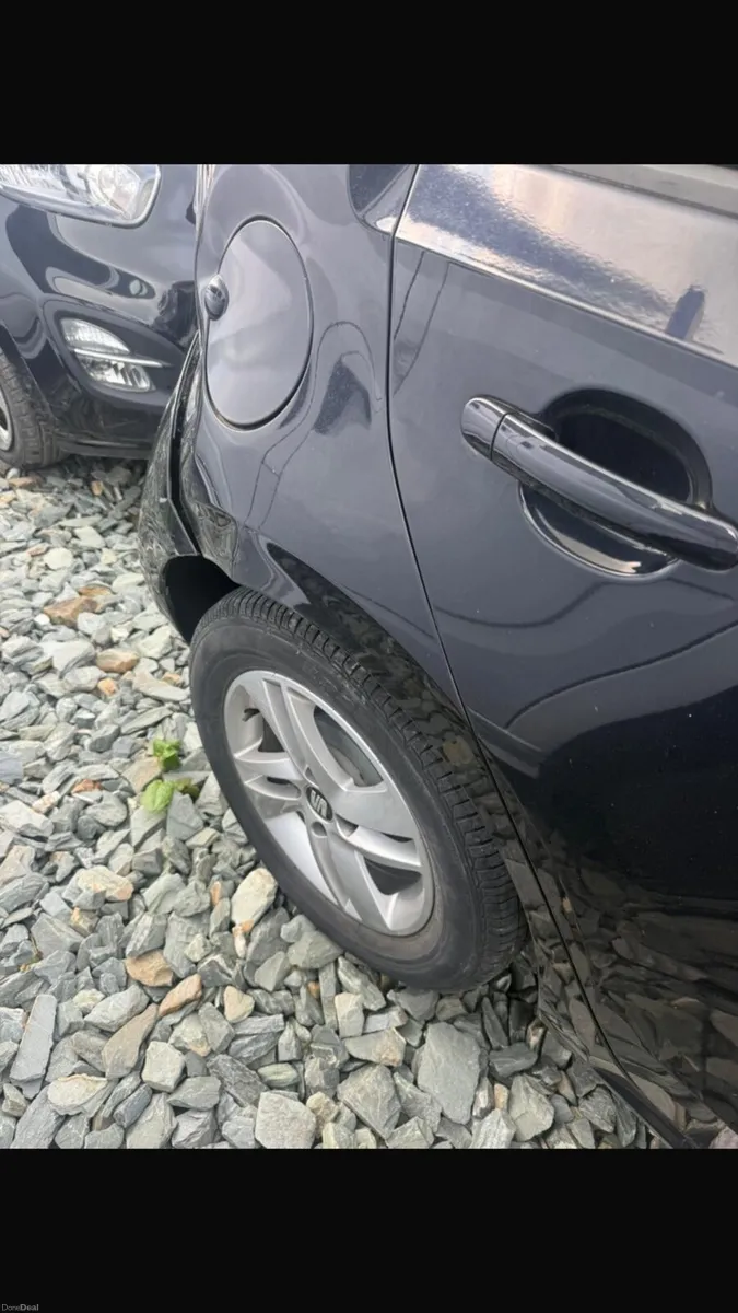 Seat mii, 24000 km , automatic,Light damage - Image 6