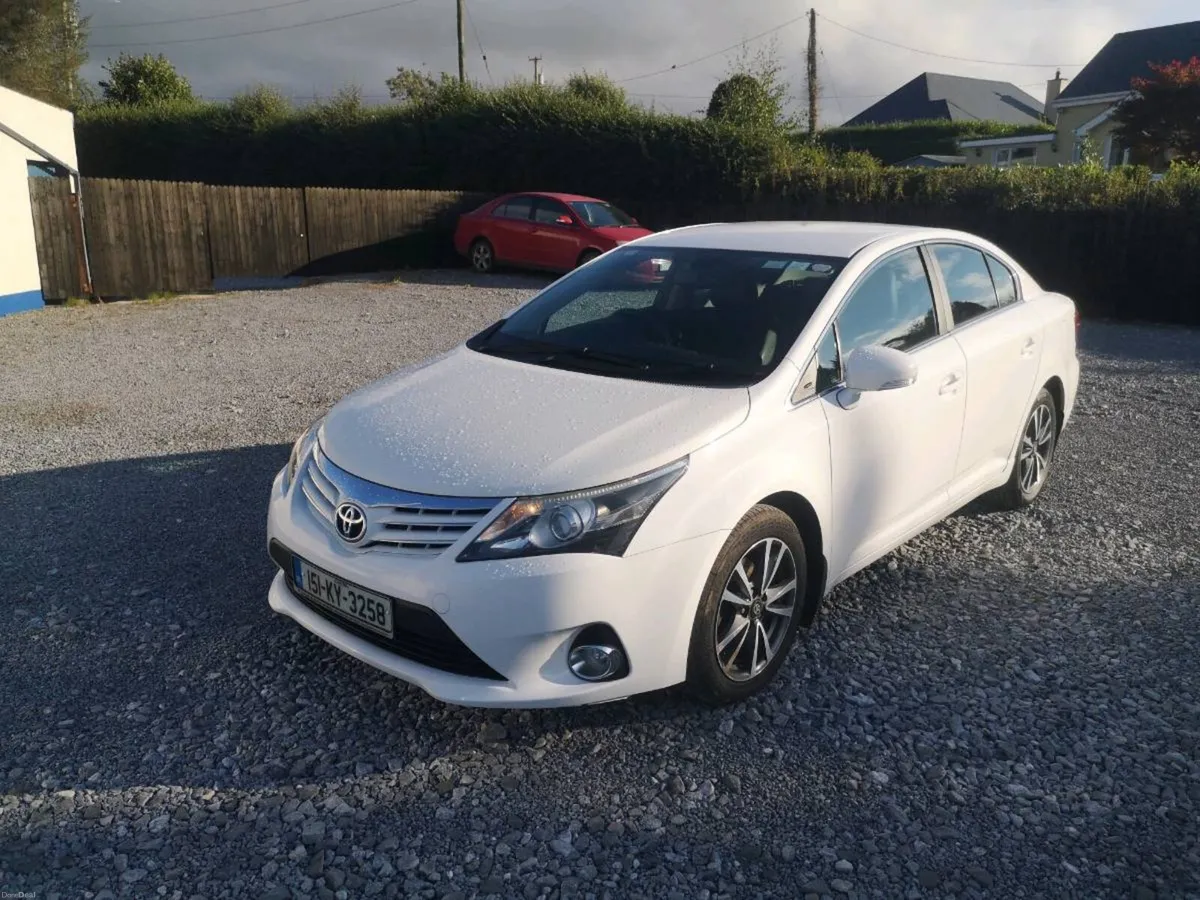 2015 Toyota Avensis 2.0D4D - Image 2