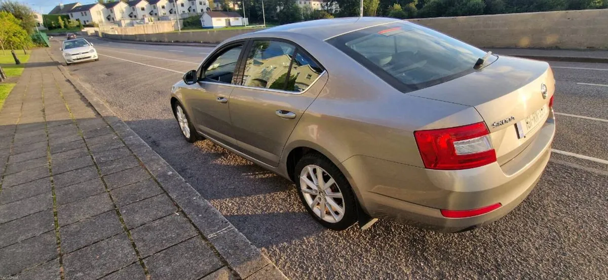 2016 Skoda Octavia 1.6 diesel Full service history - Image 4