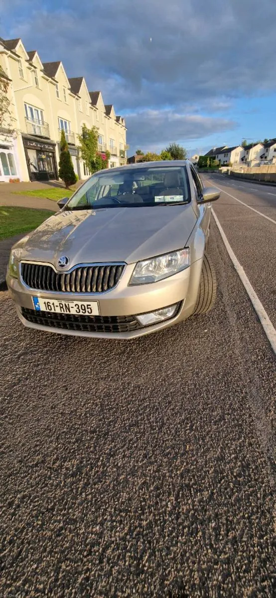 2016 Skoda Octavia 1.6 diesel Full service history - Image 5