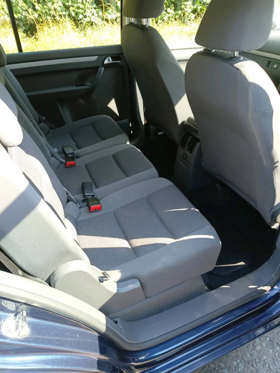 Volkswagen touran 2011 - Image 6