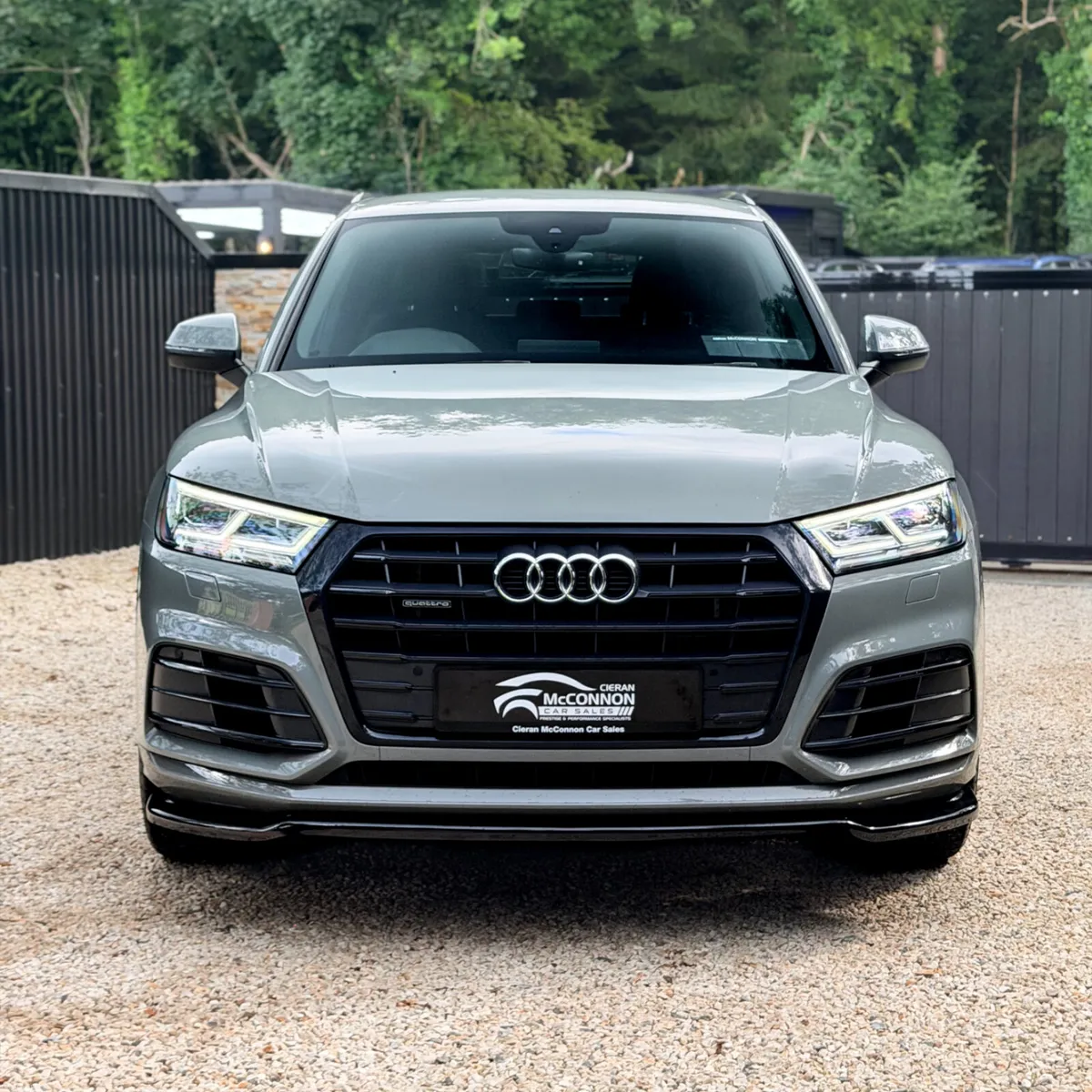 2019 (192) Audi Q5 S Line Competition TFSI e Quatt - Image 4