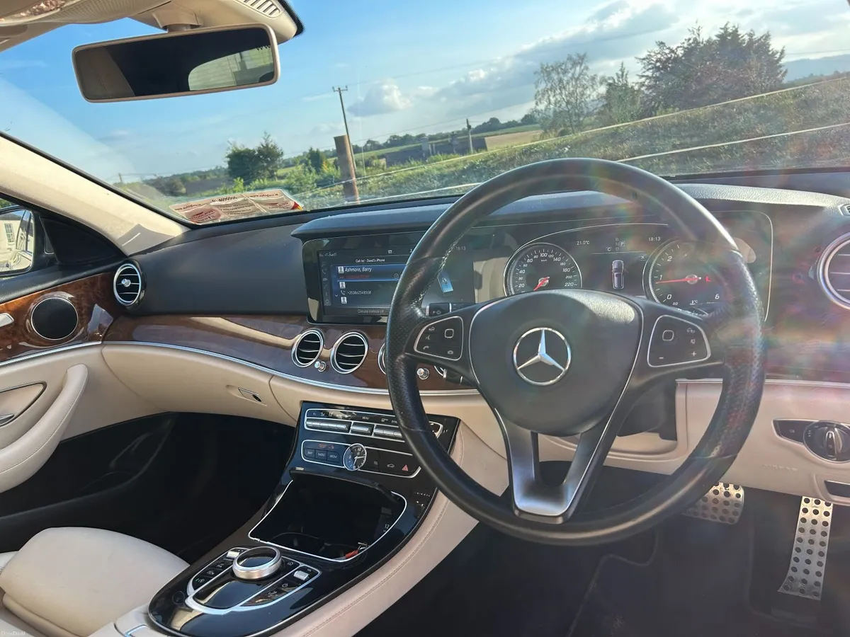 Mercedes-Benz E-Class 2018 - Image 5