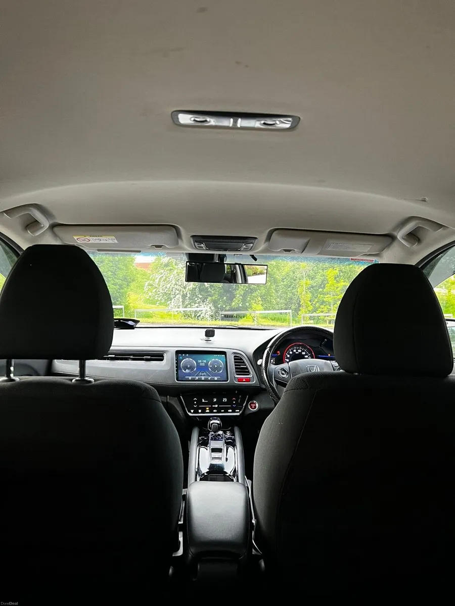2015 Honda Vezel for Sale - Image 3