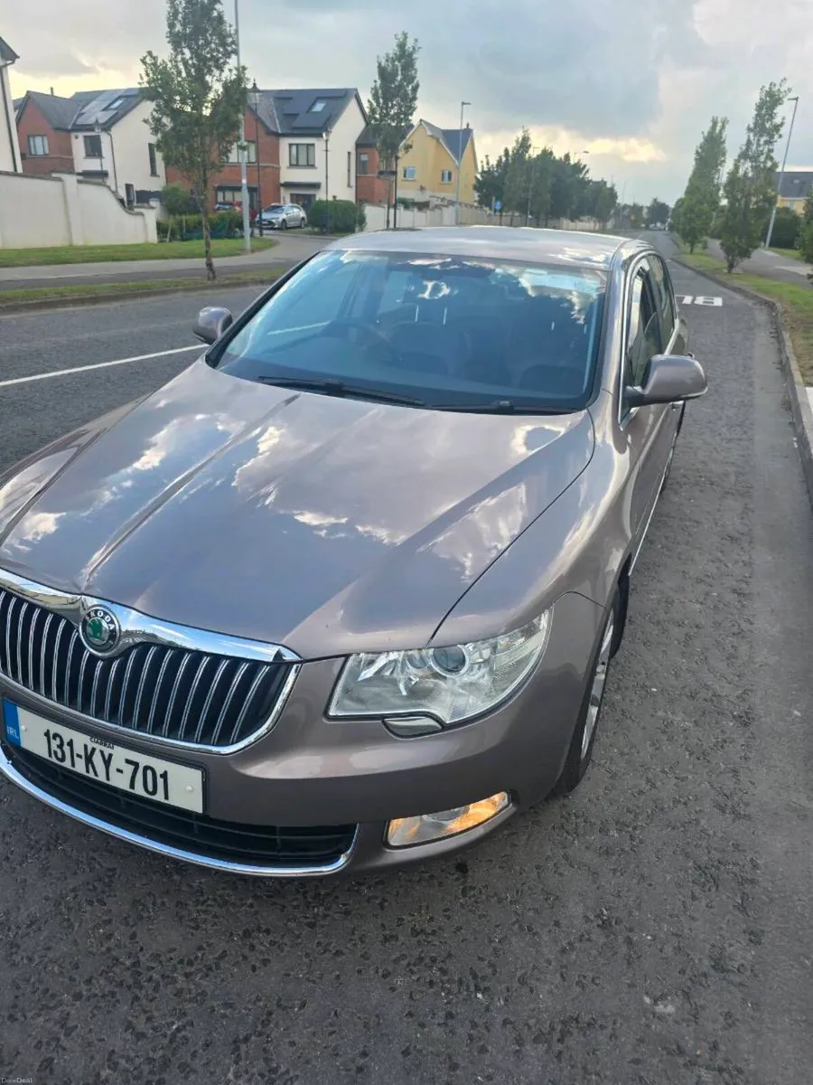 Skoda Superb - Image 1