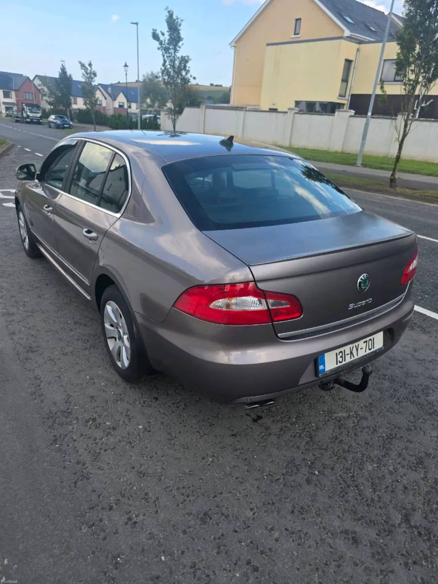 Skoda Superb - Image 2