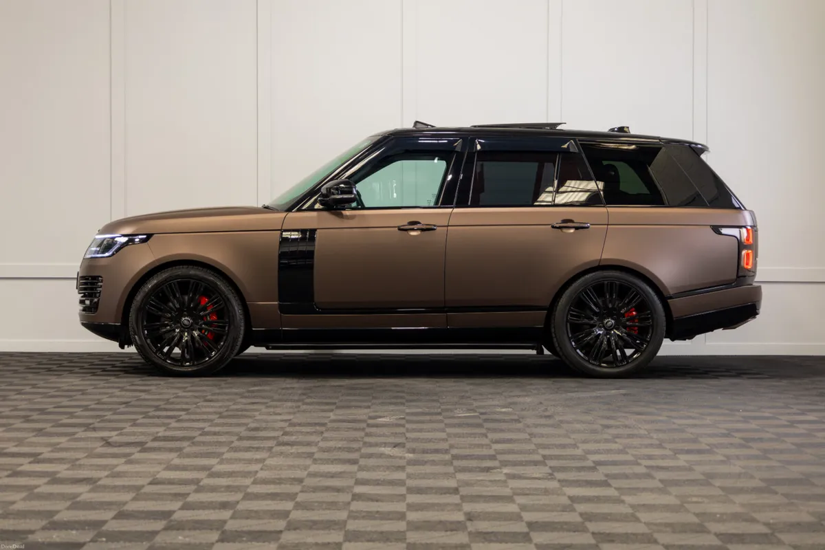 2021 Range Rover Westminster Black P400e - Image 3