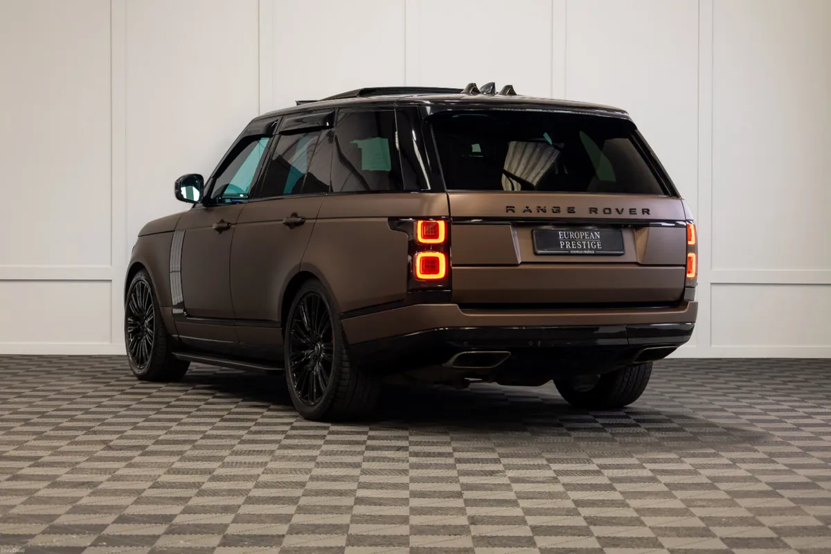2021 Range Rover Westminster Black P400e - Image 4