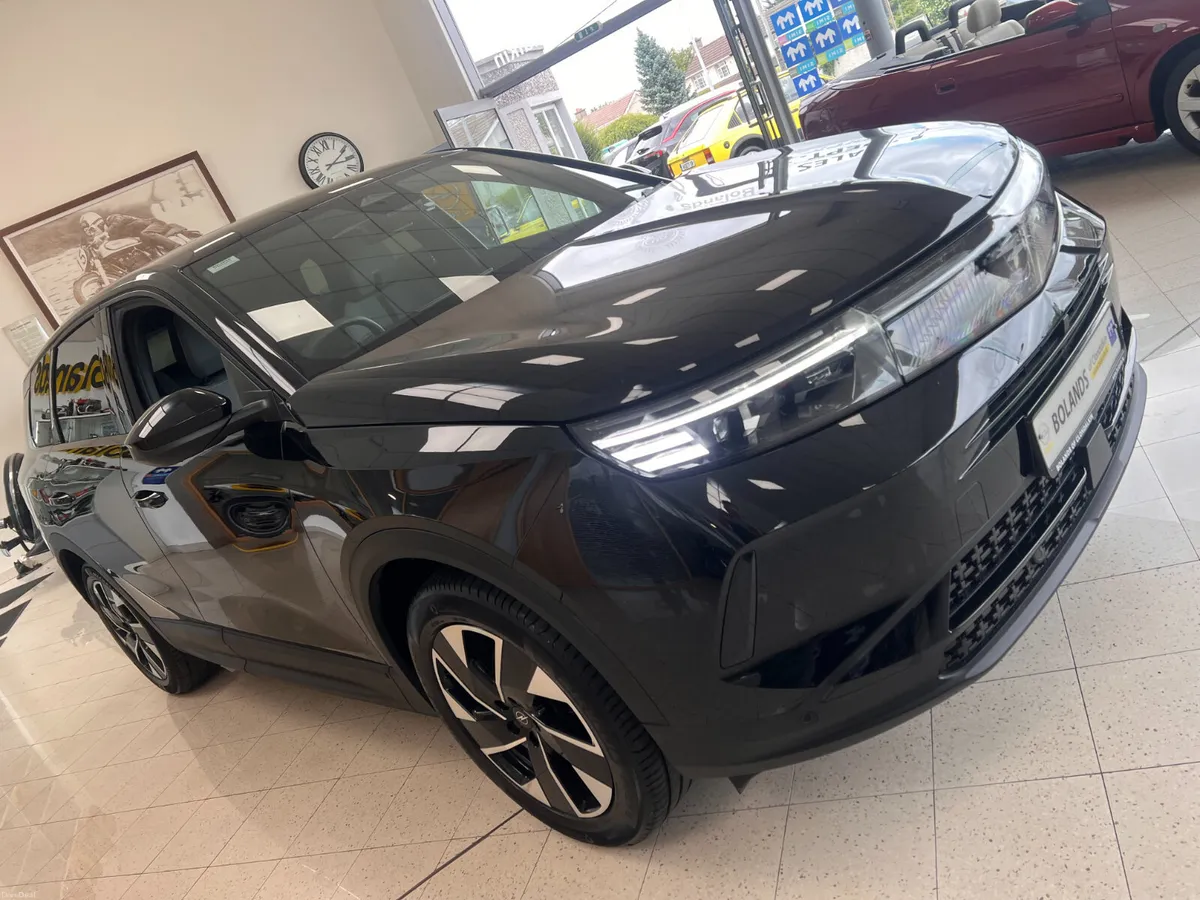GS Auto Hybrid As New Top Spec 2025 MPHEV New Gene - Image 2