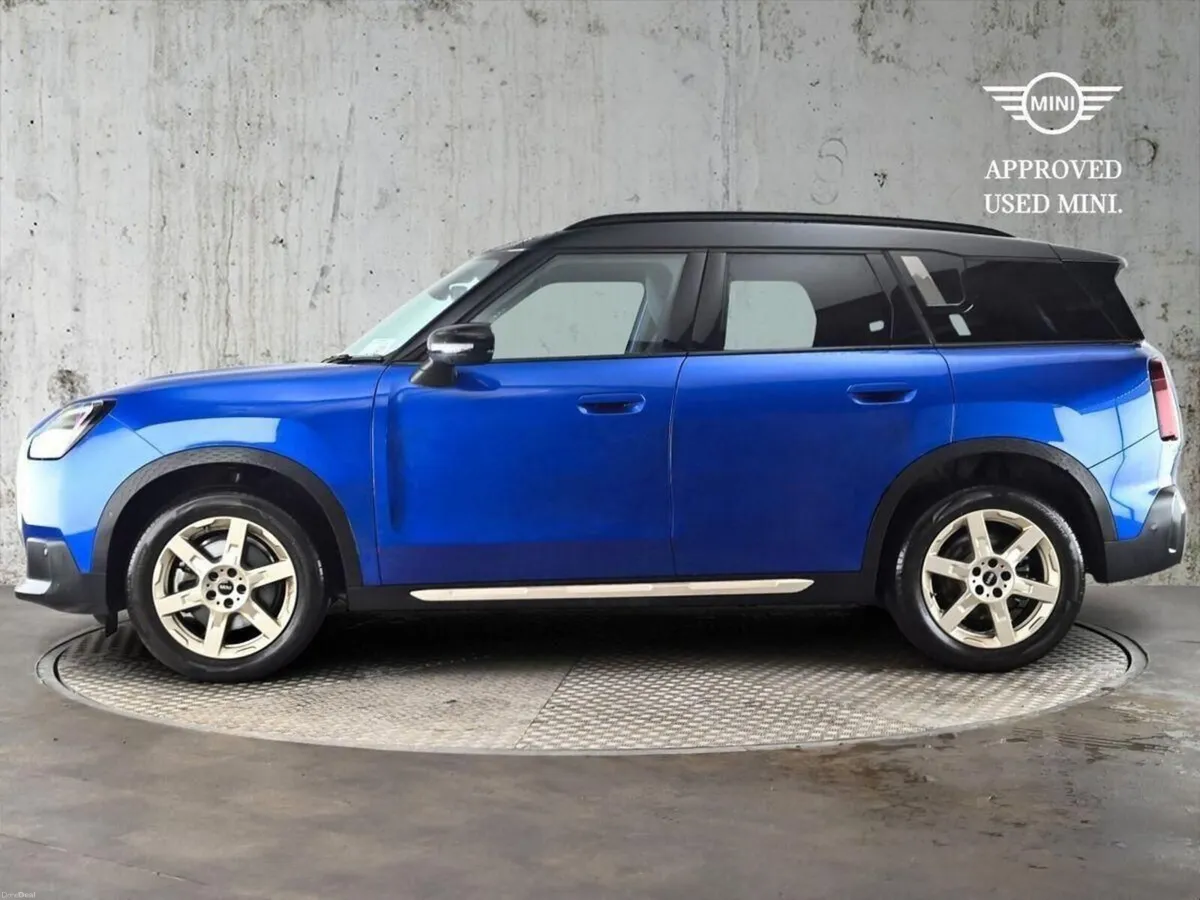 Mini Countryman C - Image 3