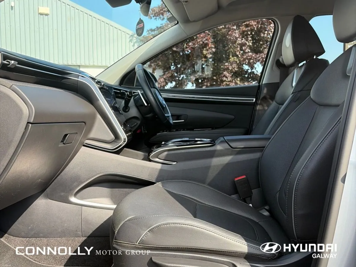 Hyundai Tucson 4WD Executive PHEV Auto - Image 5