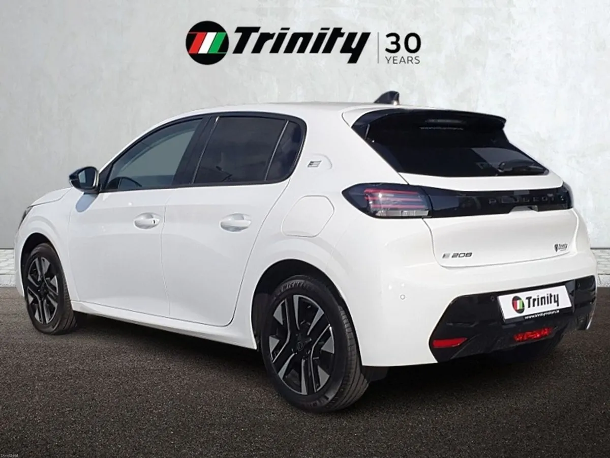 Peugeot 208 ** E208  ** ALLURE HIGH SPEC ** 50KWH - Image 3