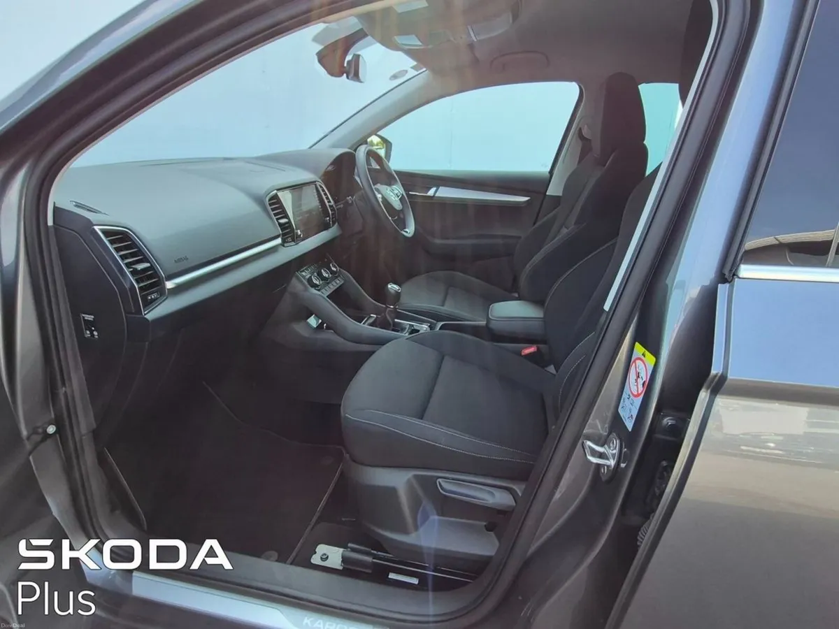 Skoda Karoq 2.0TDI 115HP Ambition - Image 3