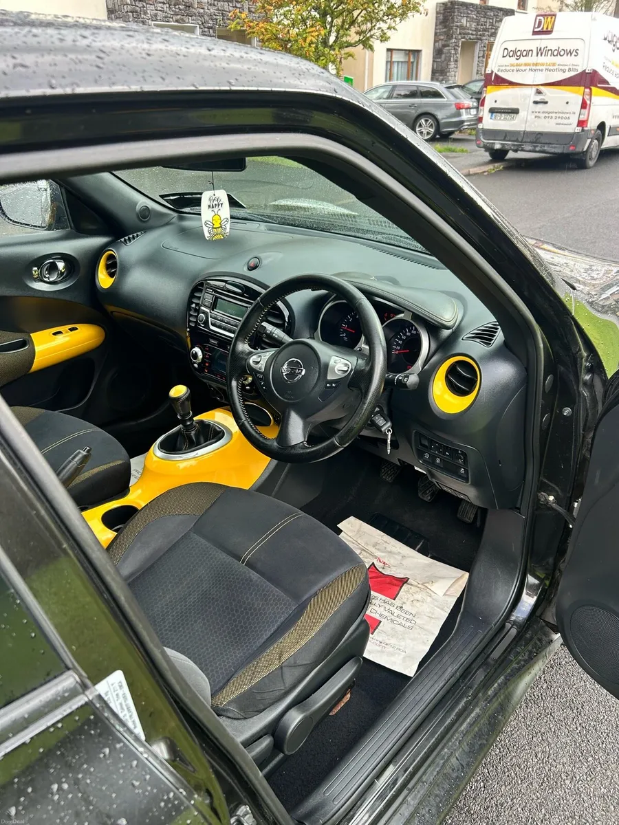 Nice car very economic - Image 3